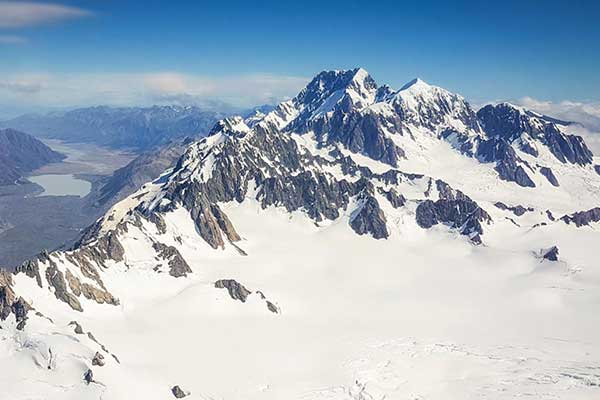 Milford Sound Flight + Landing & Glaciers $450pp (was $515)